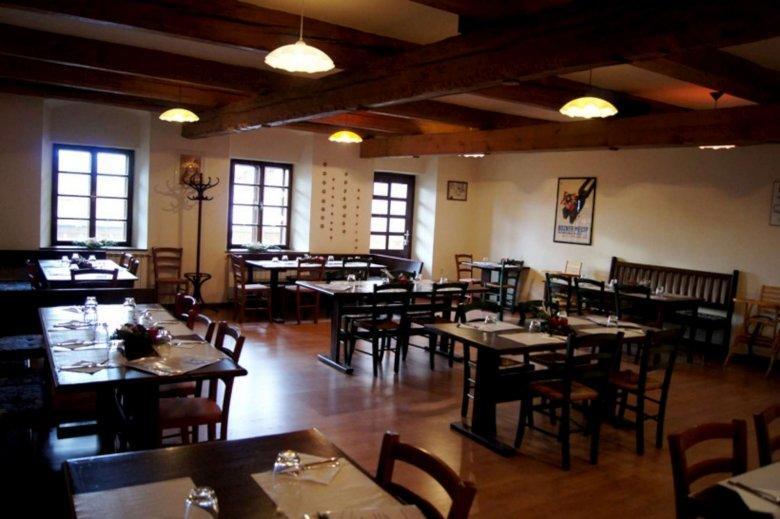 Penzion Pizzeria טלץ' מראה חיצוני תמונה